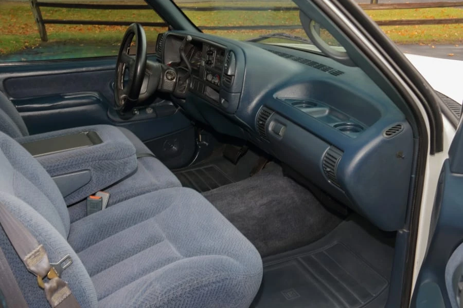 1996 Chevrolet C/K 4th Gen - Image 15 of 28