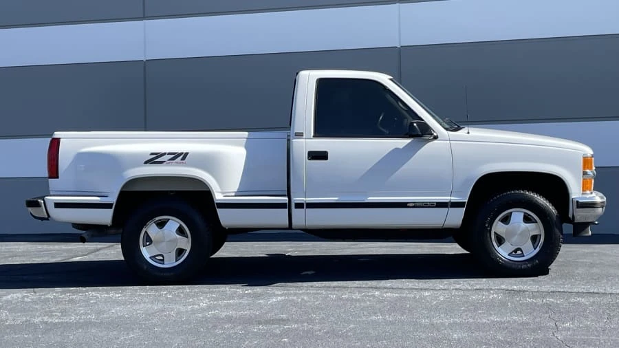 1996 Chevrolet C/K 4th Gen - Image 15 of 31