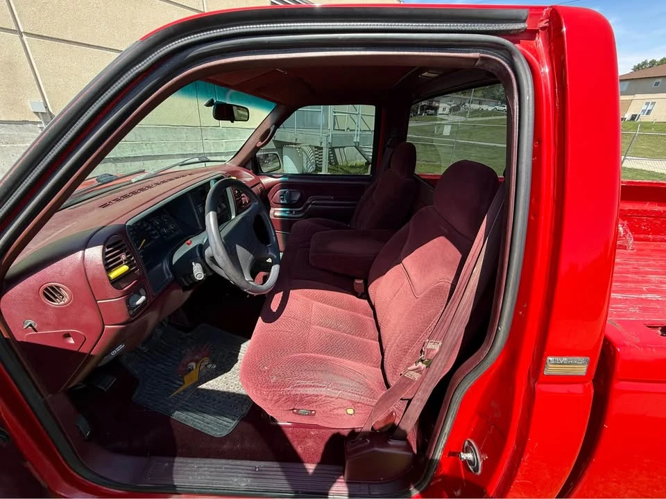 1996 Chevrolet C/K 4th Gen - Image 9 of 10