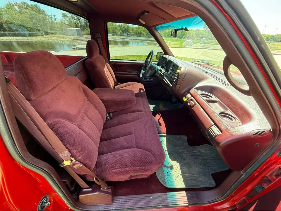 1996 Chevrolet C/K 4th Gen - Image 6 of 10
