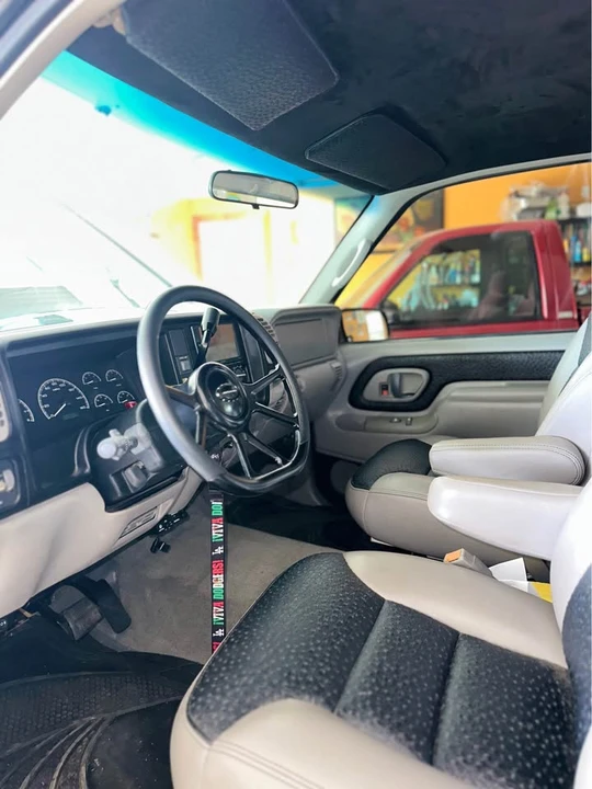 1996 Chevrolet C/K 4th Gen - Image 10 of 20