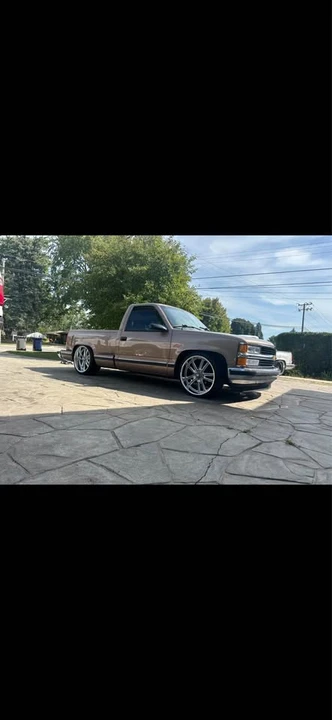 1996 Chevrolet C/K 4th Gen - Image 2 of 11