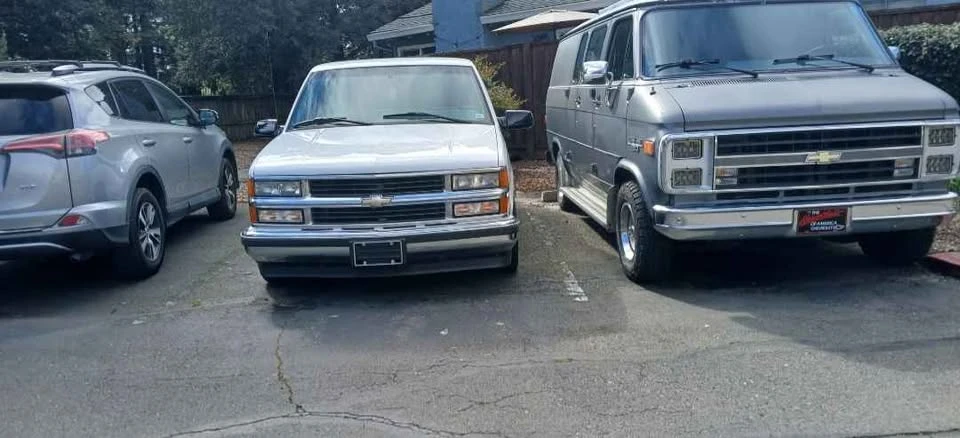 1996 Chevrolet C/K 4th Gen - Image 2 of 11
