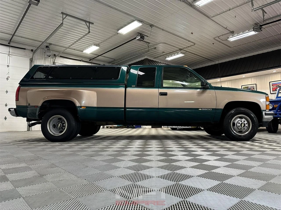 1996 Chevrolet C/K 4th Gen - Image 17 of 31