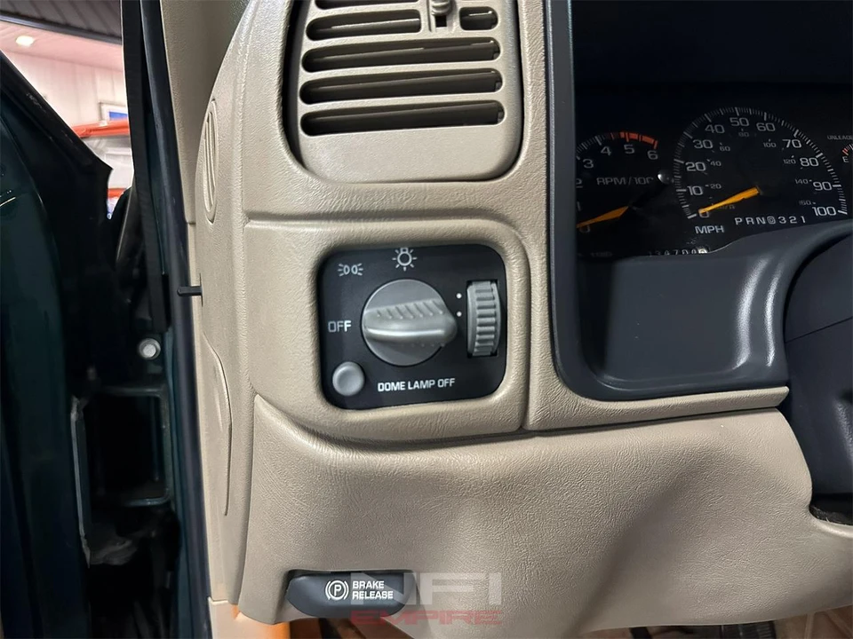 1996 Chevrolet C/K 4th Gen - Image 28 of 31