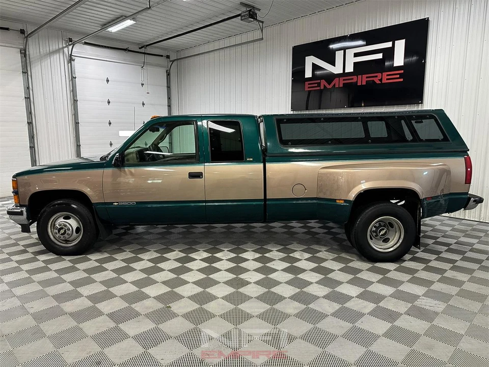 1996 Chevrolet C/K 4th Gen - Image 2 of 31