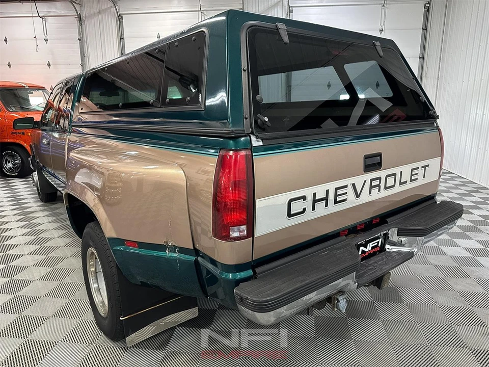 1996 Chevrolet C/K 4th Gen - Image 10 of 31