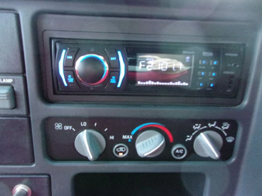 1996 Chevrolet C/K 4th Gen - Image 7 of 11