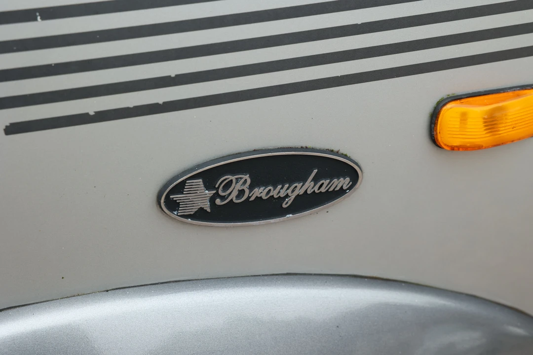 1996 Chevrolet Astro - Image 17 of 19