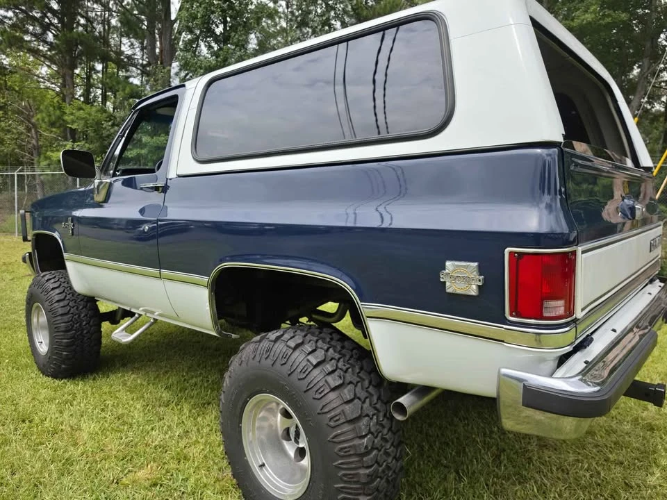 1996 Chevrolet K5 Blazer - Image 16 of 20