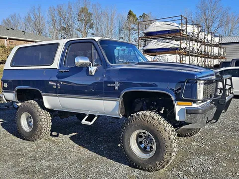1996 Chevrolet Blazer K5 Blazer 454 Lifted