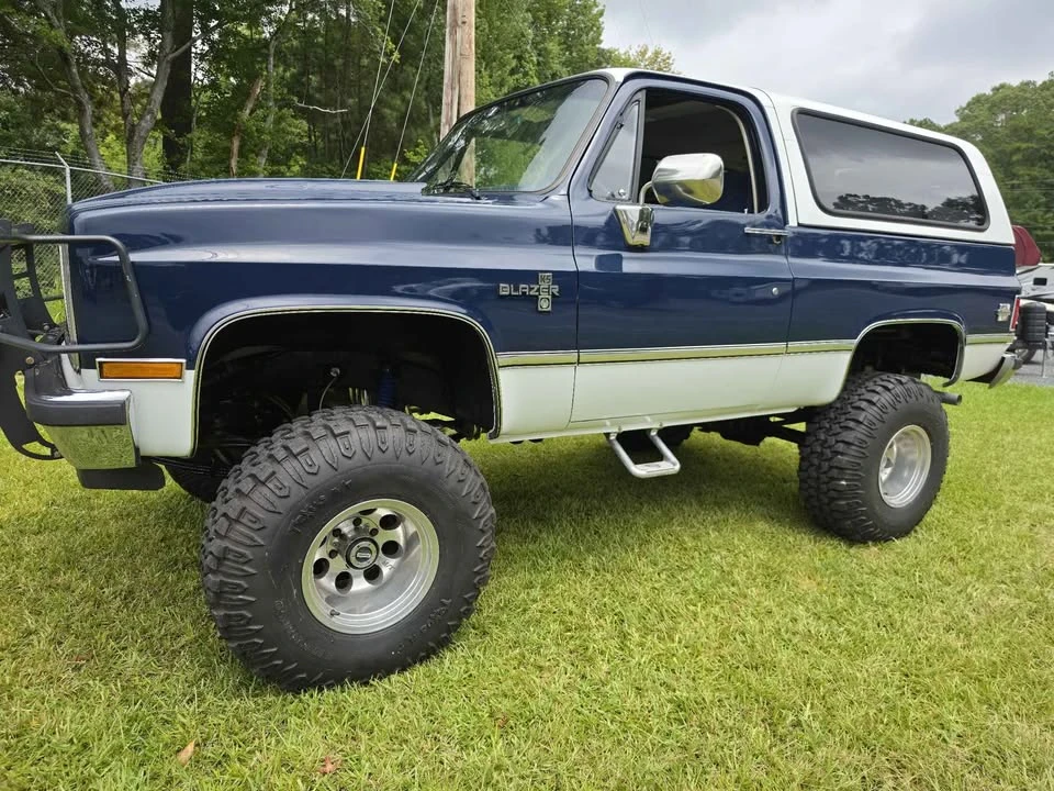 1996 Chevrolet K5 Blazer - Image 15 of 20