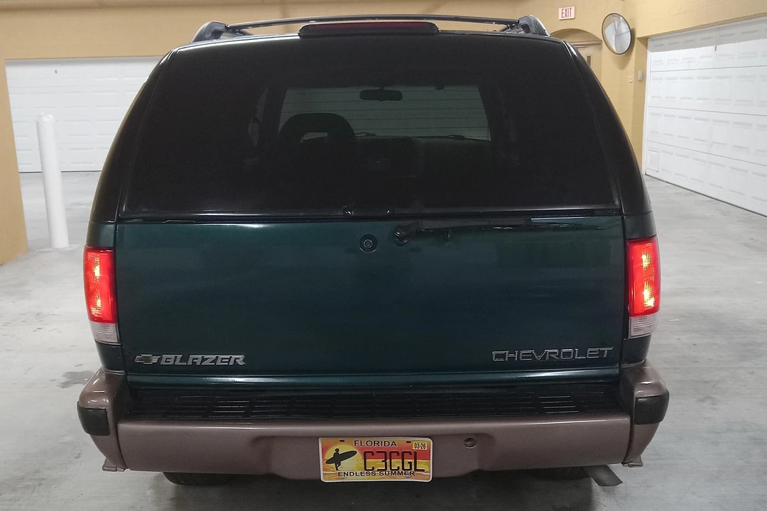 1996 Chevrolet S-10 Blazer 2nd Gen - Image 5 of 31