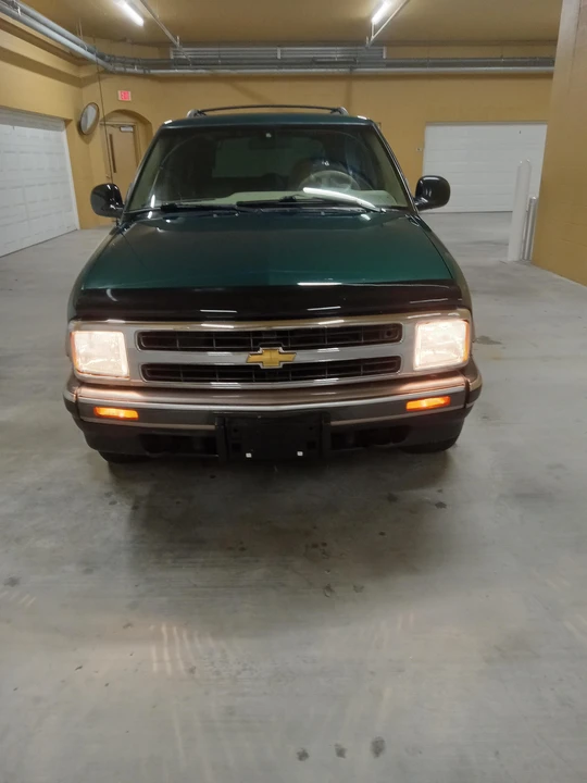 1996 Chevrolet S-10 Blazer 2nd Gen - Image 6 of 31