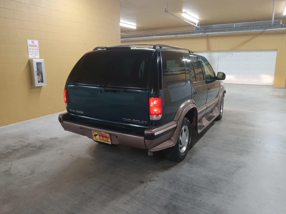 1996 Chevrolet S-10 Blazer 2nd Gen - Image 12 of 31