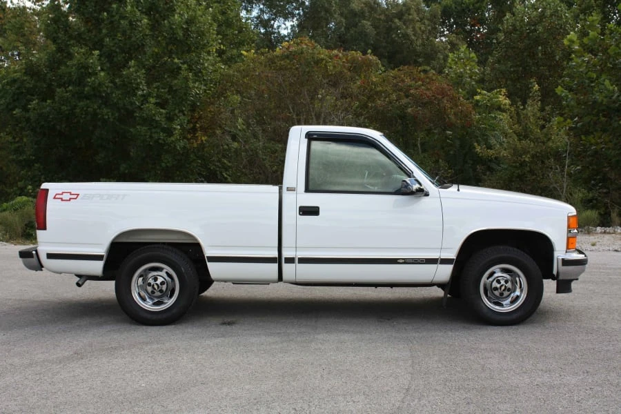 1996 Chevrolet C/K 4th Gen - Image 2 of 13