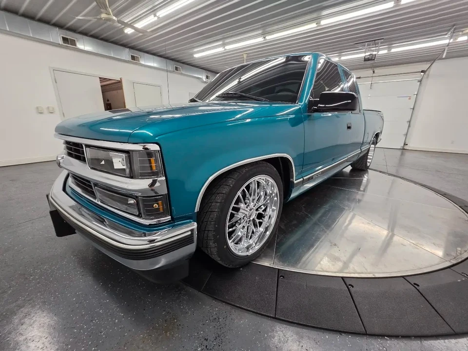1996 Chevrolet C/K 4th Gen - Image 8 of 31