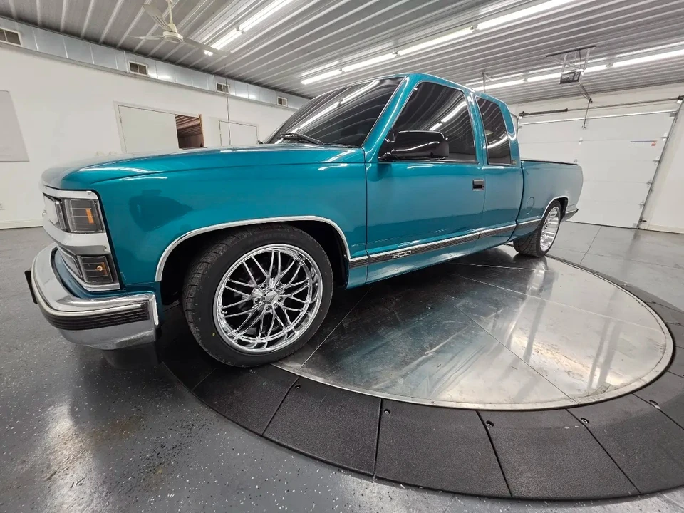 1996 Chevrolet C/K 4th Gen - Image 9 of 31