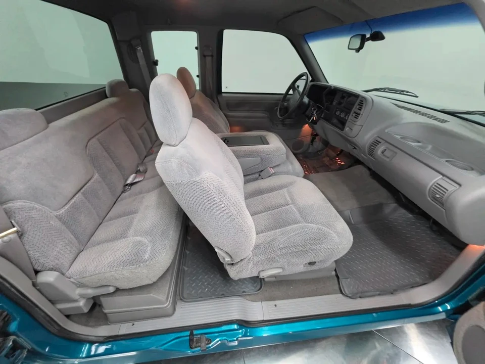 1996 Chevrolet C/K 4th Gen - Image 21 of 31