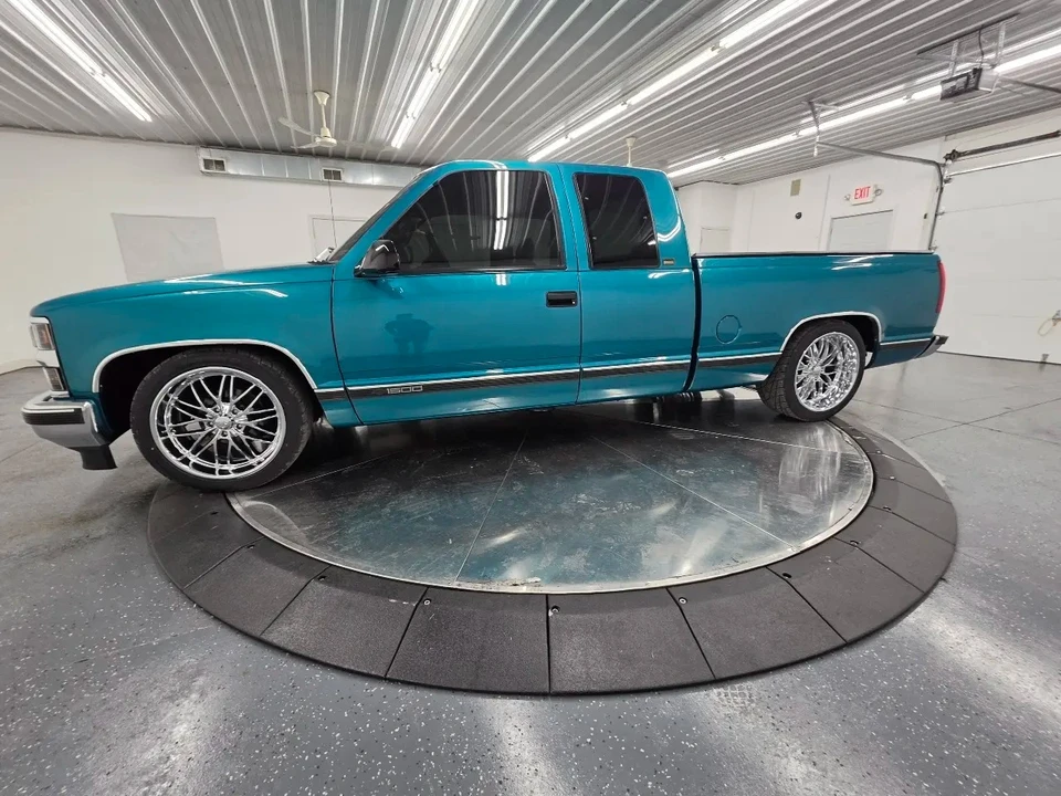 1996 Chevrolet C/K 4th Gen - Image 6 of 31