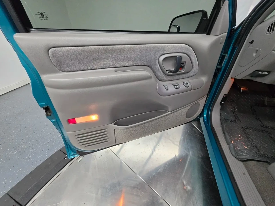 1996 Chevrolet C/K 4th Gen - Image 24 of 31