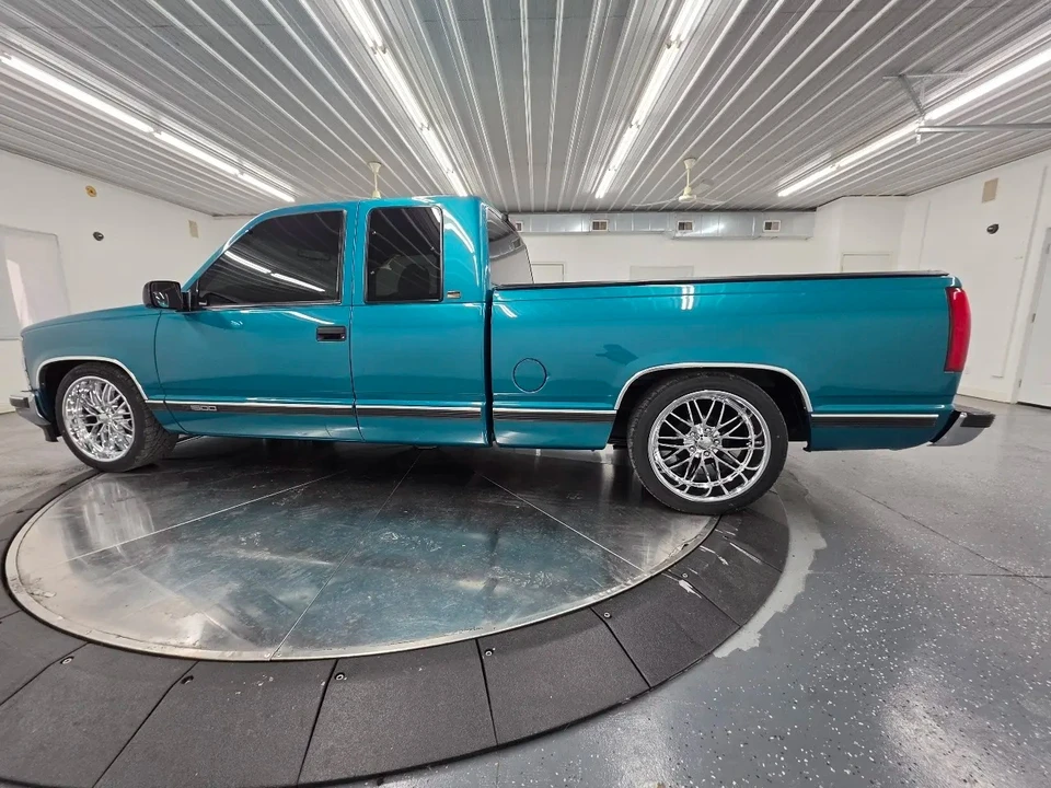 1996 Chevrolet C/K 4th Gen - Image 27 of 31