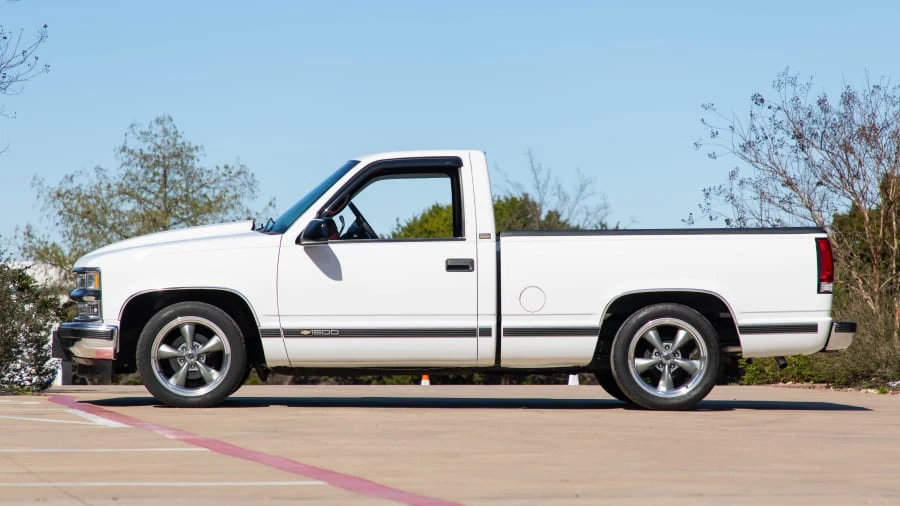1996 Chevrolet C/K 4th Gen - Image 2 of 12