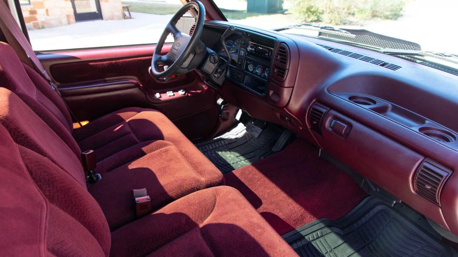 1996 Chevrolet C/K 4th Gen - Image 5 of 12