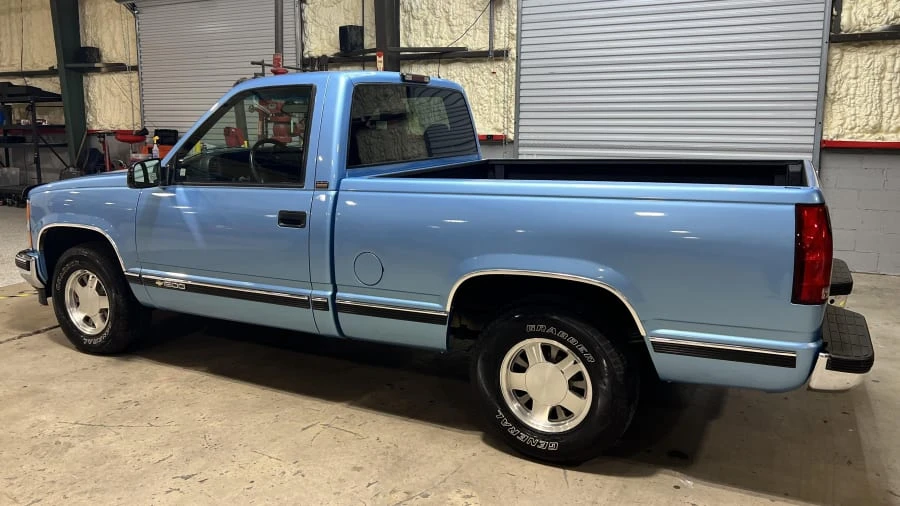 1996 Chevrolet C/K 4th Gen - Image 2 of 17