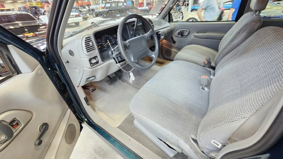 1996 Chevrolet C/K 4th Gen - Image 5 of 15