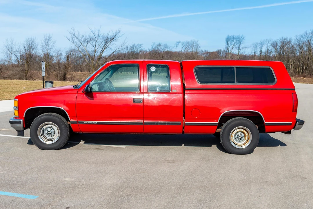 1996 Chevrolet C/K 4th Gen - Image 3 of 31