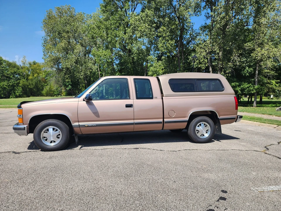1996 Chevrolet C/K 4th Gen - Image 6 of 31