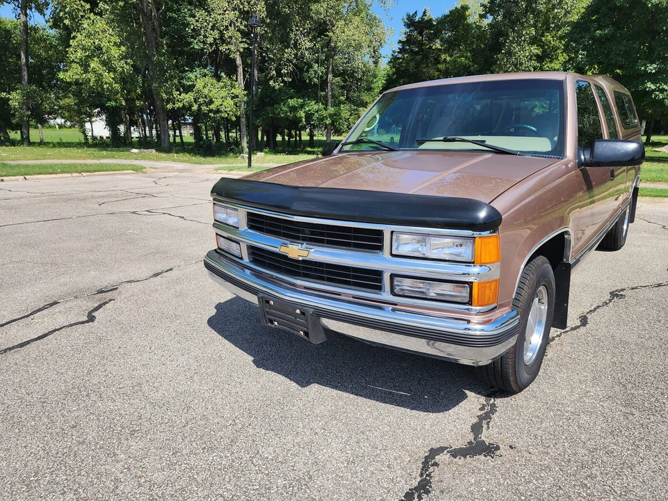 1996 Chevrolet C/K 4th Gen - Image 4 of 31