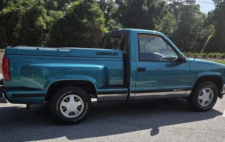 1996 Chevrolet C/K 4th Gen - Image 8 of 11