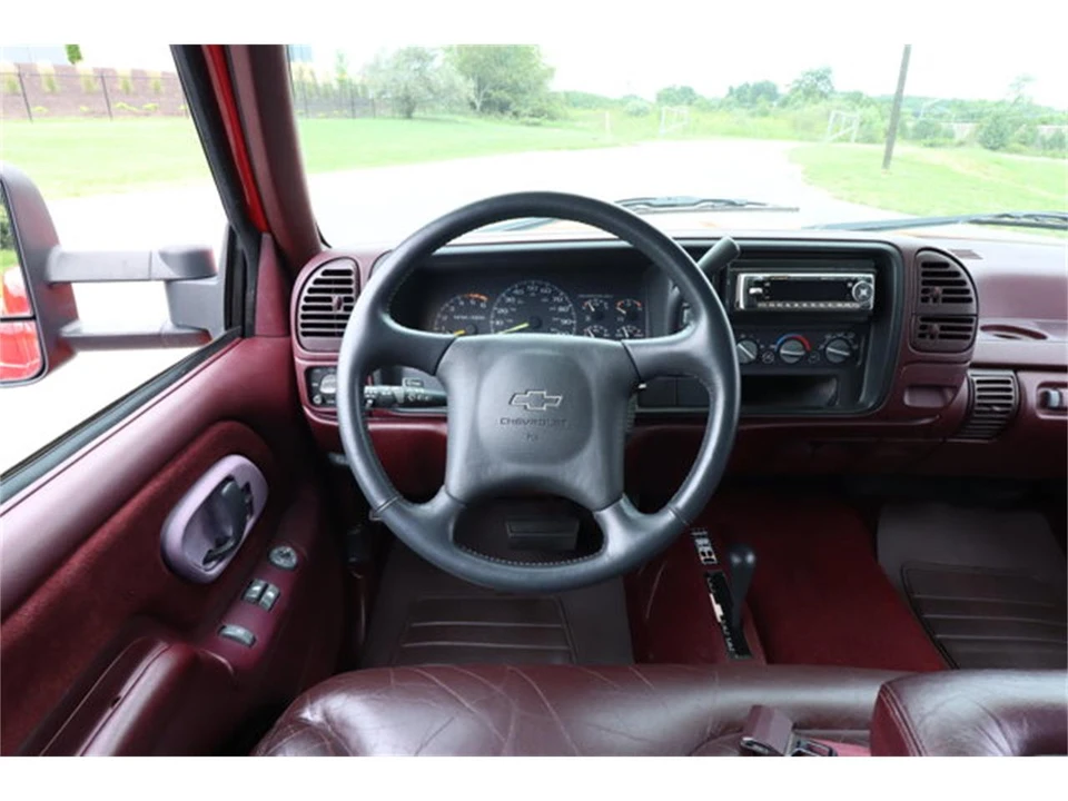 1996 Chevrolet C/K 4th Gen - Image 9 of 31