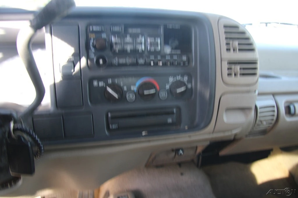1996 Chevrolet C/K 4th Gen - Image 17 of 21