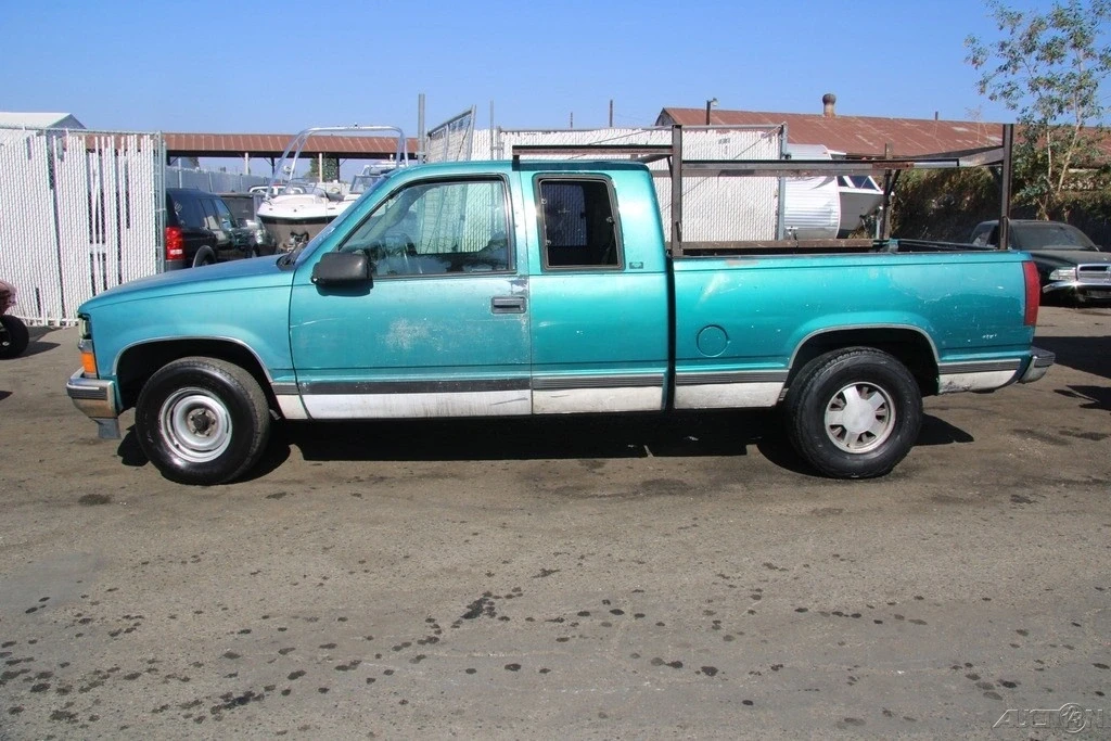 1996 Chevrolet C/K 3rd Gen - Image 3 of 21