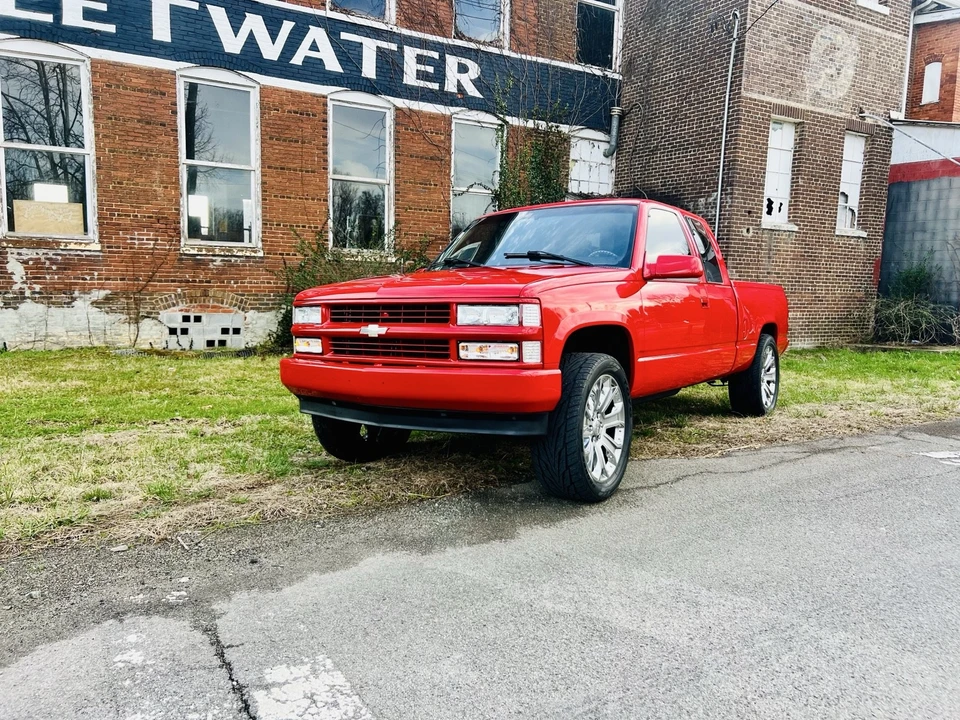 1996 Chevrolet C/K 4th Gen - Image 2 of 21