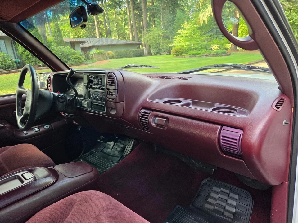 1996 Chevrolet C/K 4th Gen - Image 13 of 29