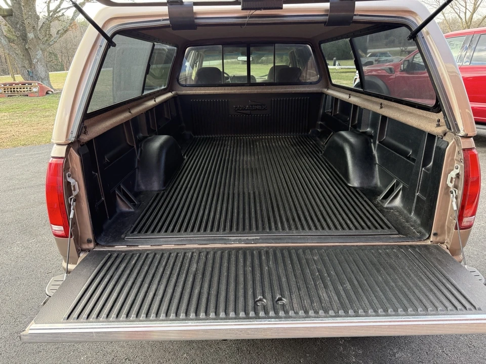 1996 Chevrolet C/K 4th Gen - Image 8 of 21
