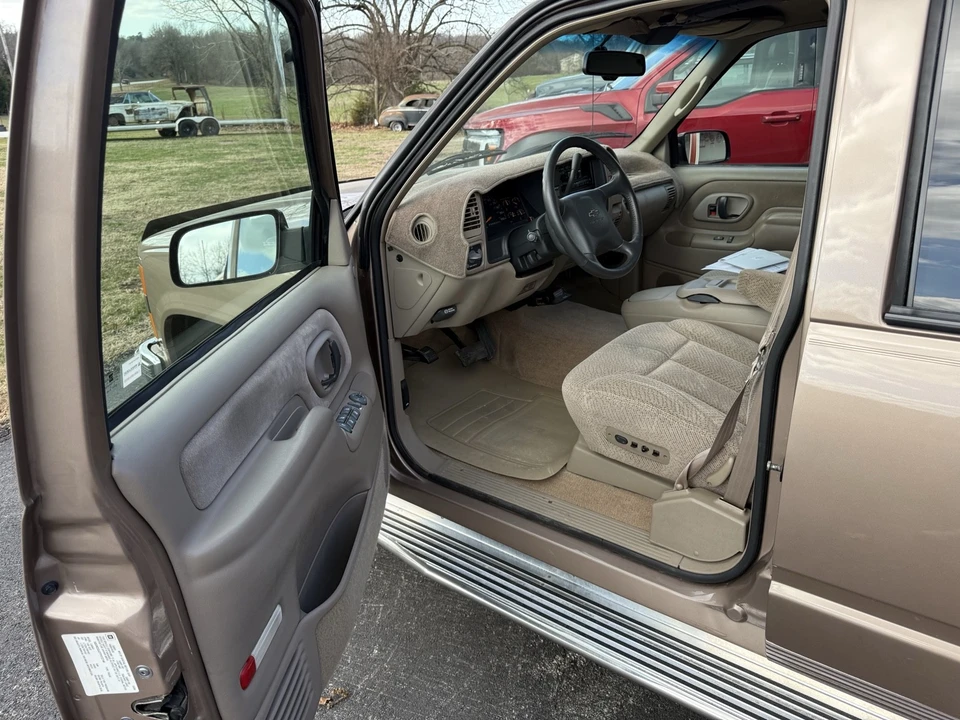 1996 Chevrolet C/K 4th Gen - Image 10 of 21