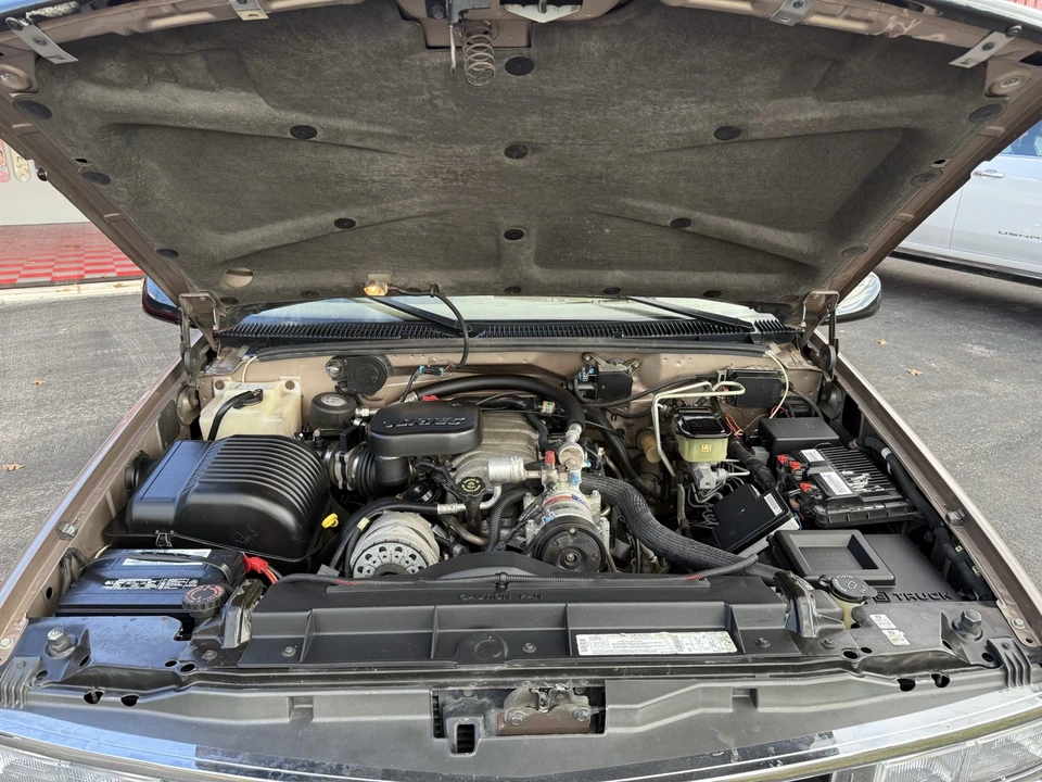1996 Chevrolet C/K 4th Gen - Image 17 of 21