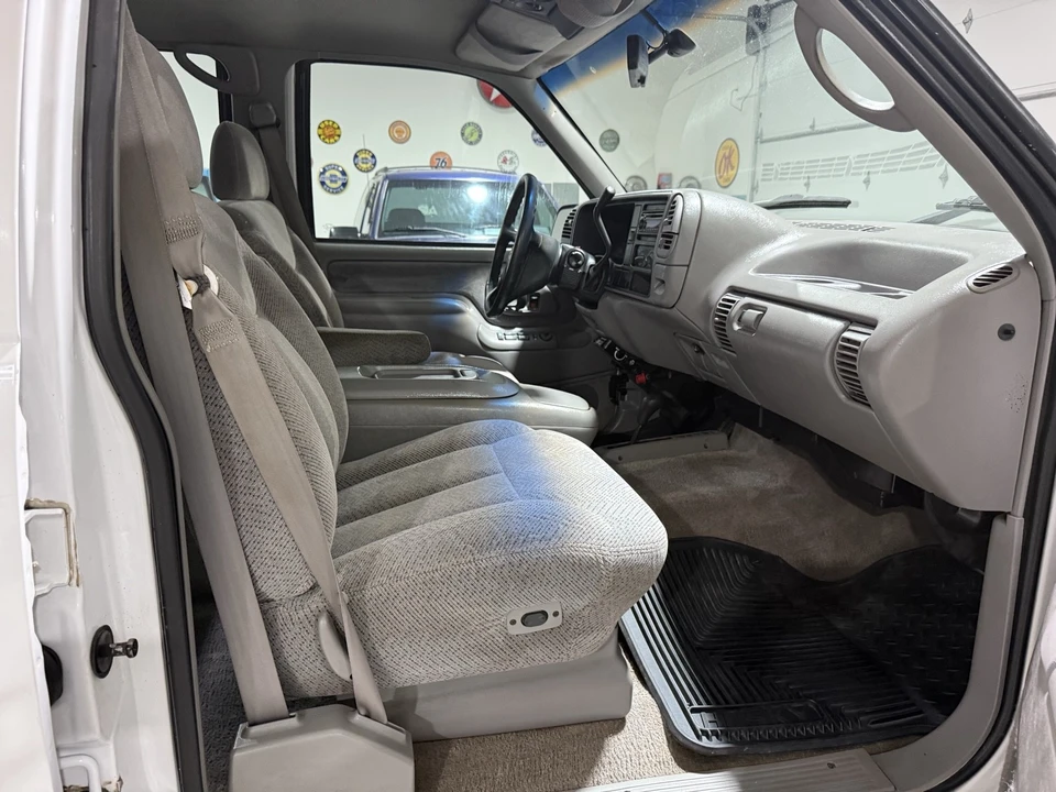 1996 Chevrolet C/K 4th Gen - Image 25 of 31