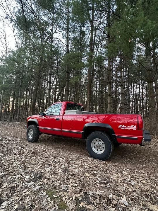 1996 Chevrolet C/K 4th Gen - Image 9 of 31