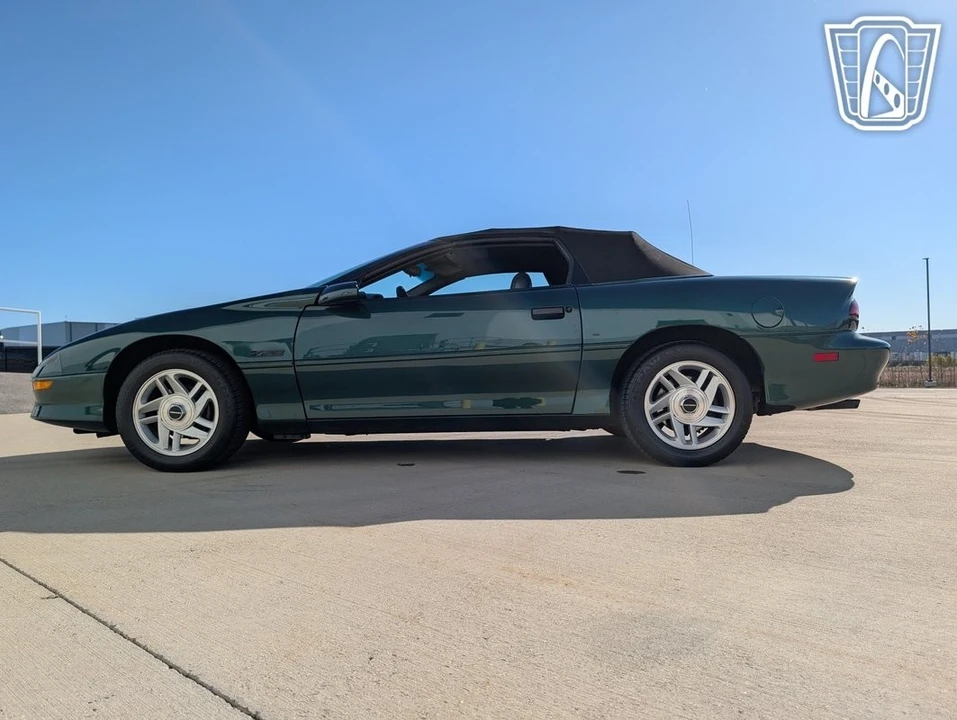 1996 Chevrolet Camaro 4th Gen - Image 9 of 21
