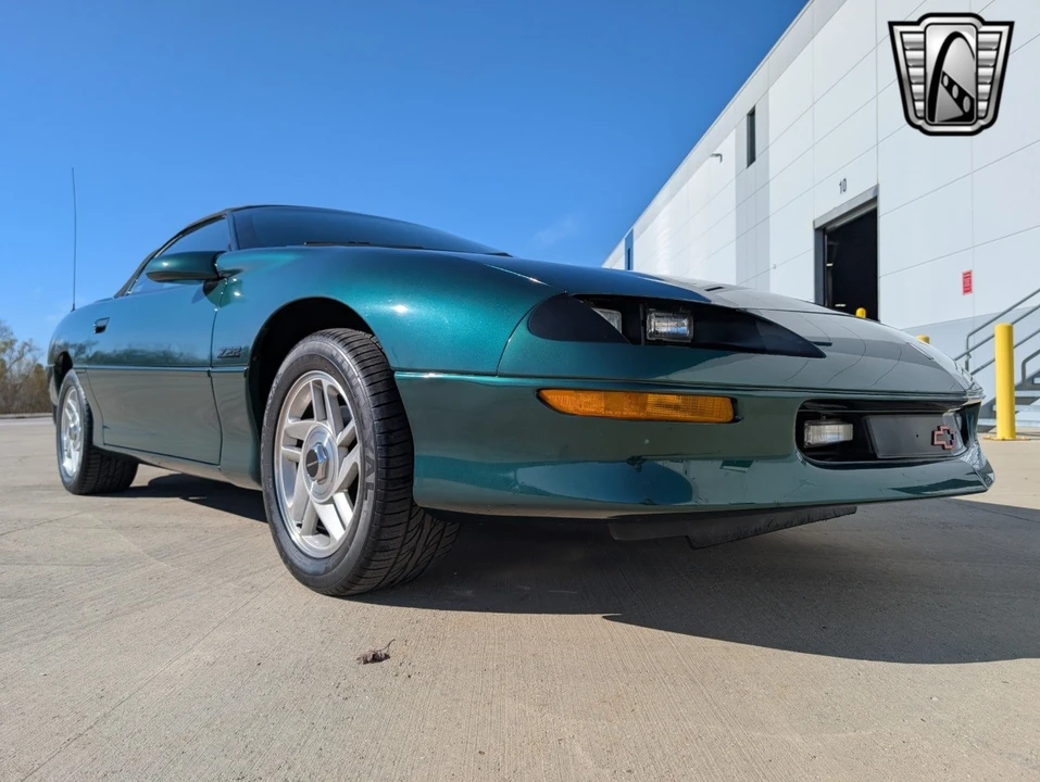 1996 Chevrolet Camaro 4th Gen - Image 10 of 12