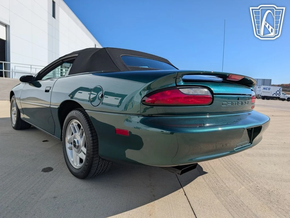 1996 Chevrolet Camaro 4th Gen - Image 10 of 12
