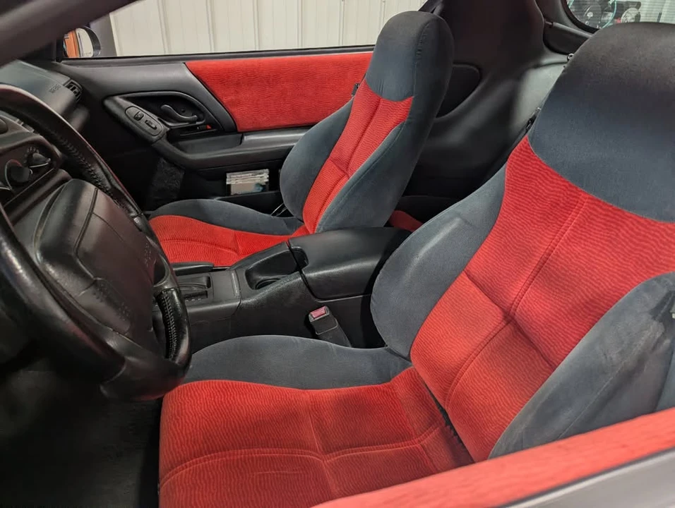 1996 Chevrolet Camaro 4th Gen - Image 5 of 20