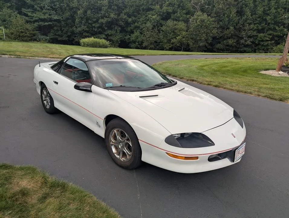 1996 Chevrolet Camaro 4th Gen - Image 4 of 20