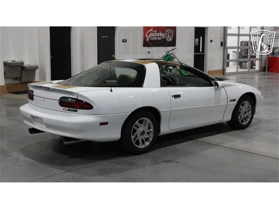 1996 Chevrolet Camaro 4th Gen - Image 12 of 31